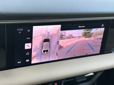 2025 Porsche Macan Macan 4S Electric