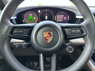 2025 Porsche Macan Macan 4S Electric