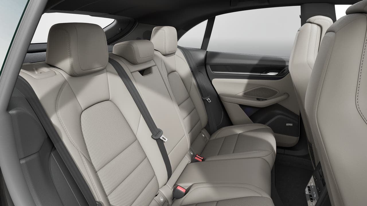 2025 Porsche Macan Macan 4S Electric