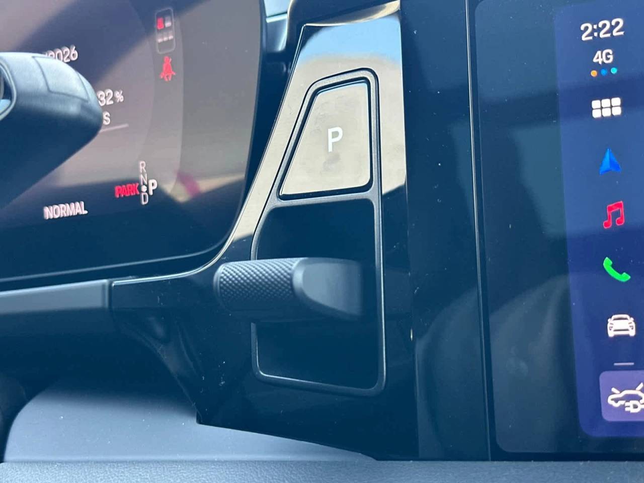 2026 Porsche Macan 4S Electric