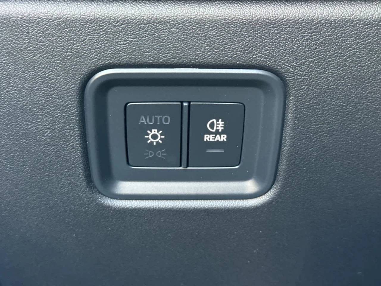 2026 Porsche Macan 4S Electric