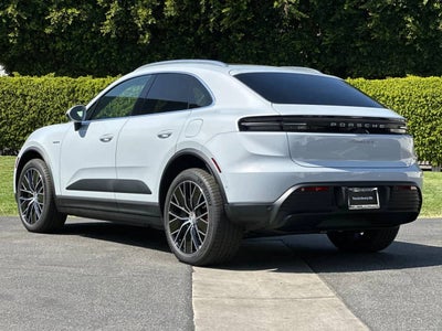2026 Porsche Macan 4S Electric