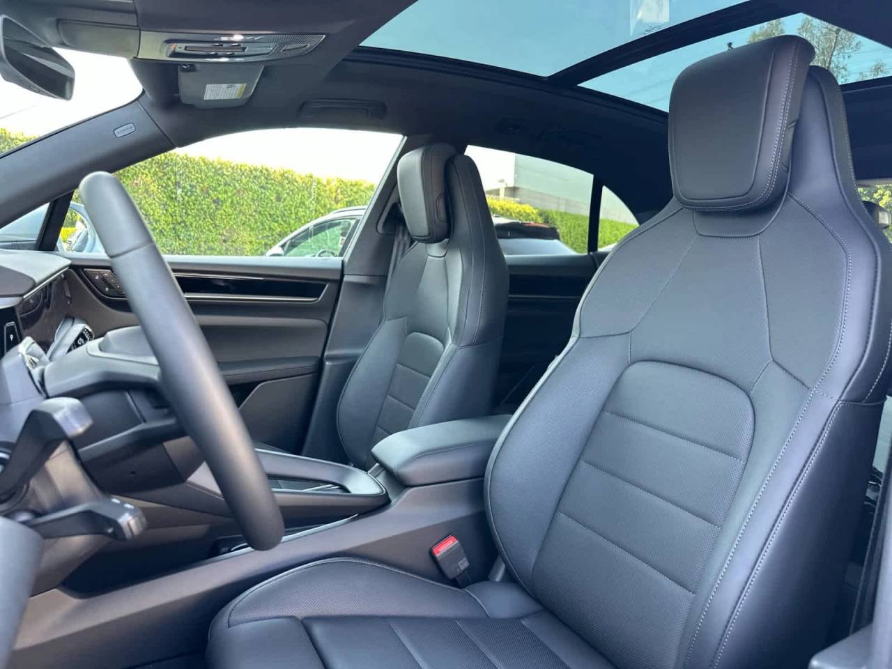 2026 Porsche Macan 4S Electric