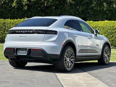 2026 Porsche Macan 4S Electric