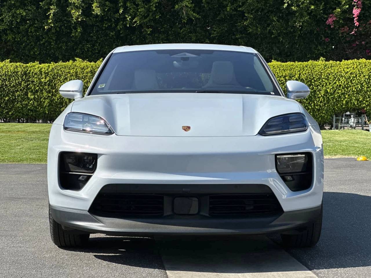 2025 Porsche Macan 4S Electric