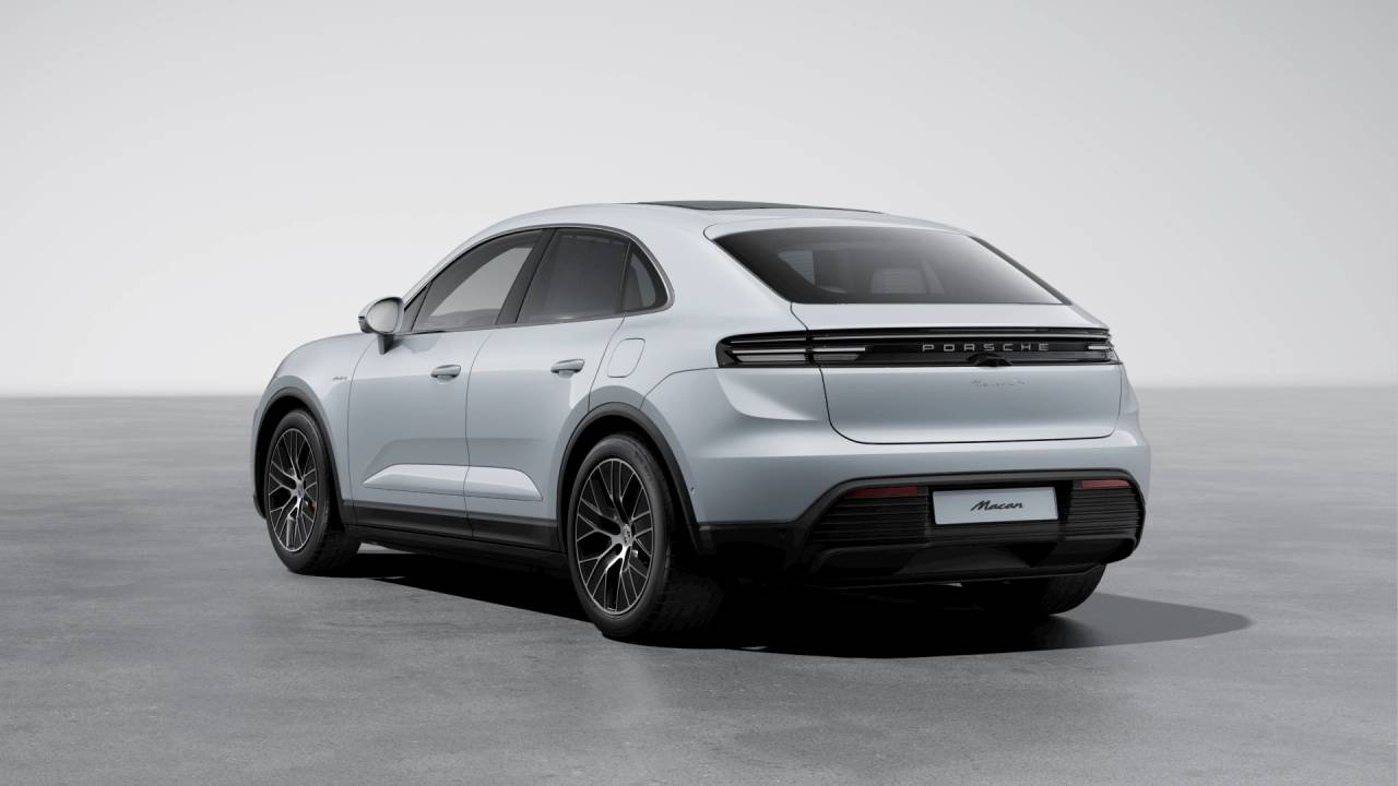 2025 Porsche Macan 4S Electric