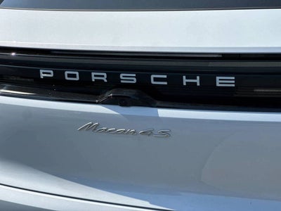 2025 Porsche Macan 4S Electric