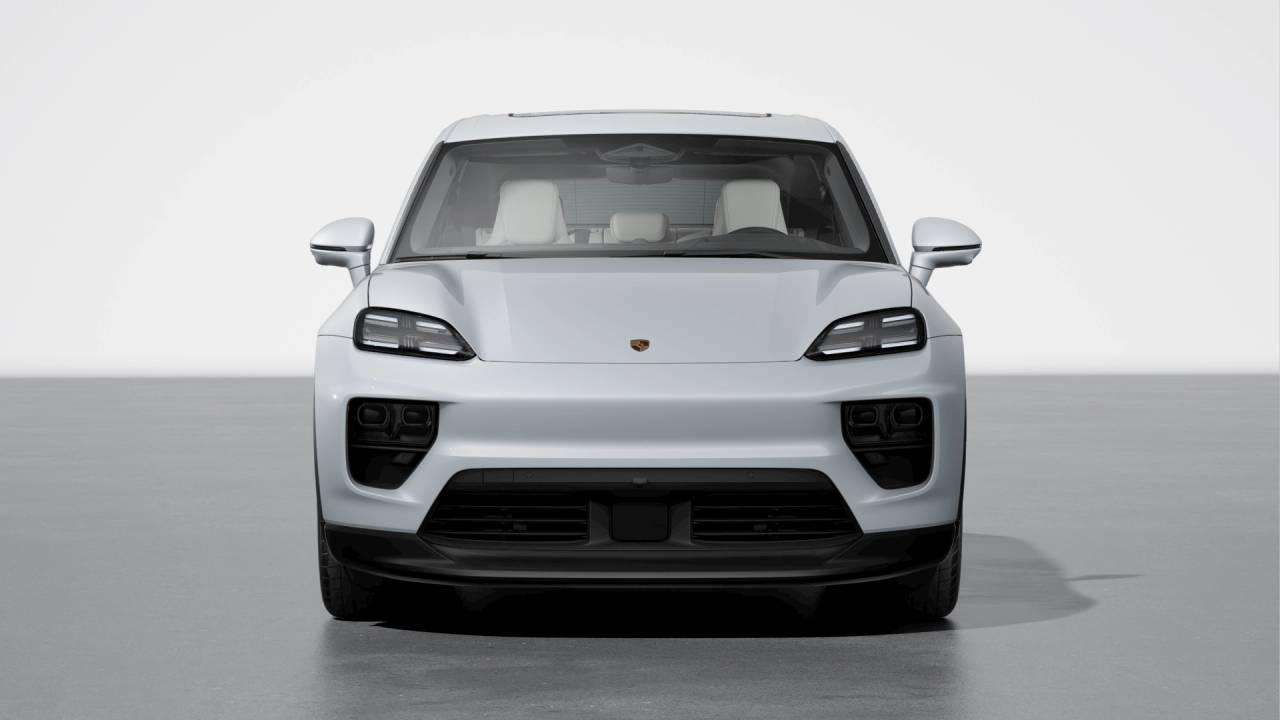 2025 Porsche Macan 4S Electric