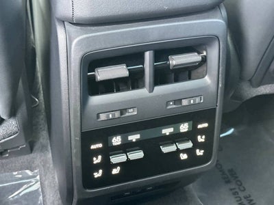 2025 Porsche Macan 4S Electric