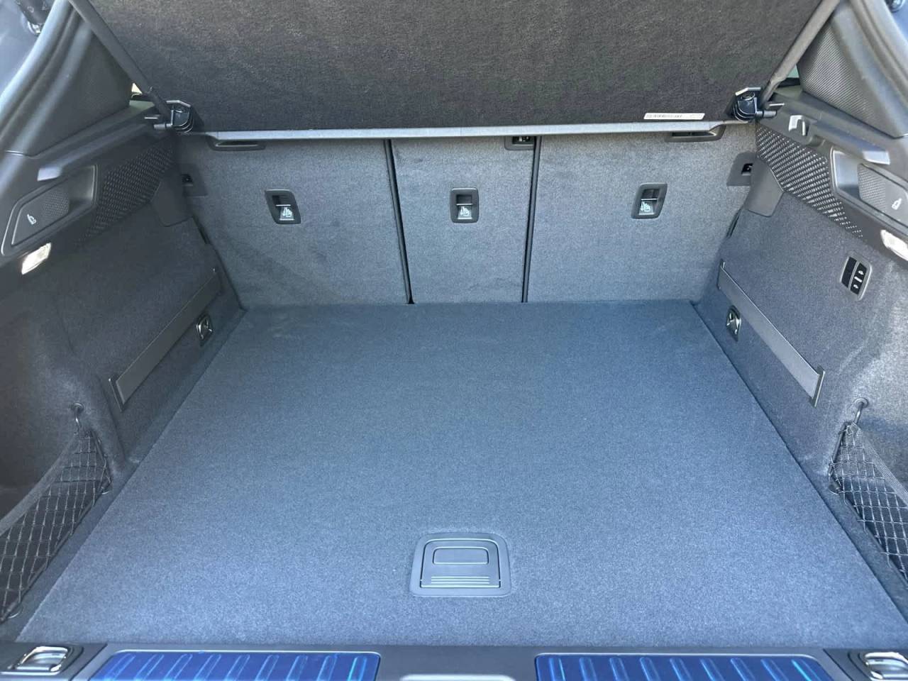 2026 Porsche Macan 4S Electric