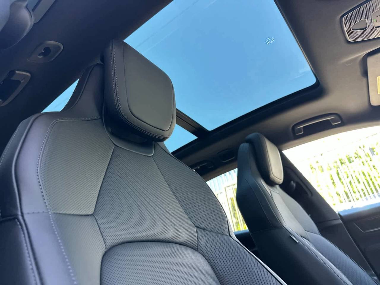 2026 Porsche Macan 4S Electric