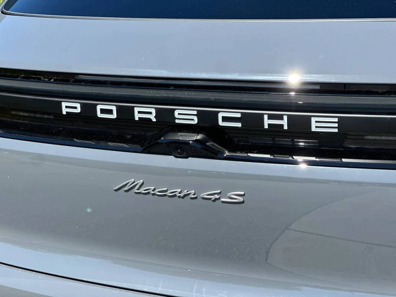 2026 Porsche Macan 4S Electric
