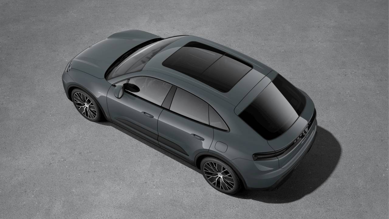 2026 Porsche Macan Electric 4S