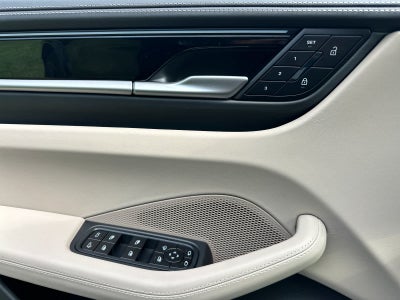 2026 Porsche Macan Macan 4S Electric
