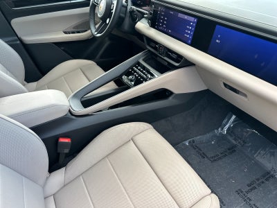 2026 Porsche Macan Macan 4S Electric