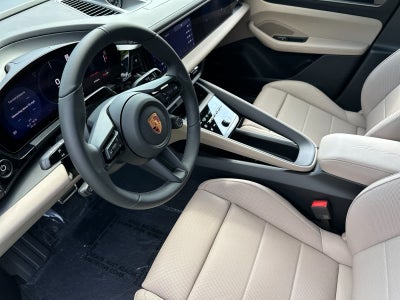 2026 Porsche Macan Macan 4S Electric