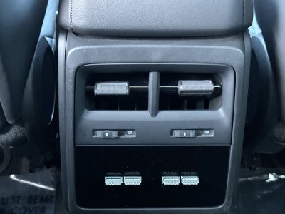 2025 Porsche Macan Macan 4S Electric