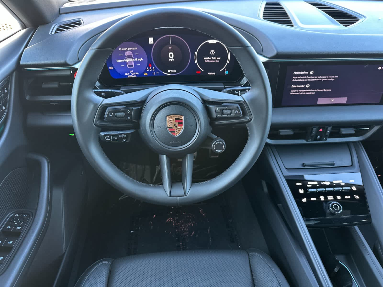 2025 Porsche Macan Macan 4S Electric