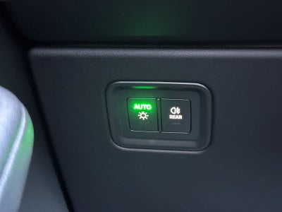 2025 Porsche Macan Macan 4S Electric