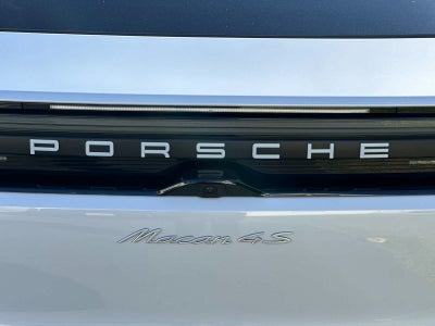 2025 Porsche Macan Macan 4S Electric