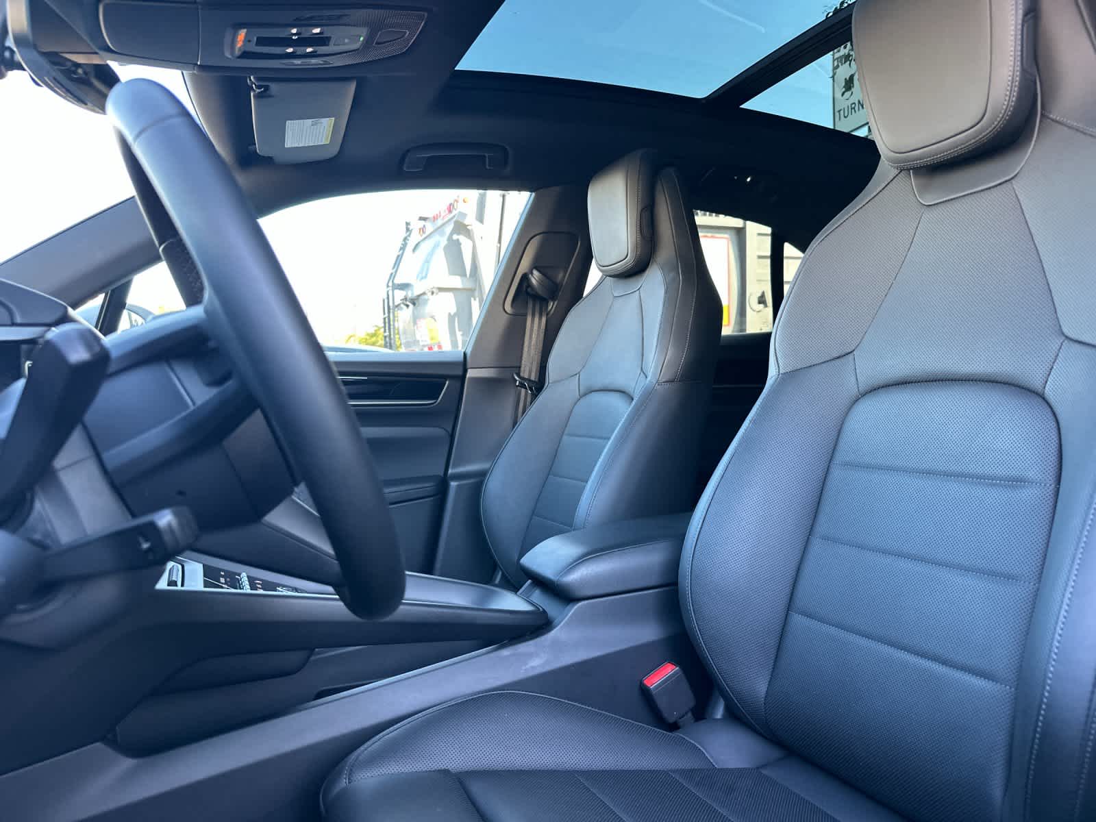 2025 Porsche Macan Macan 4S Electric