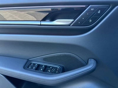 2026 Porsche Macan 4S Electric