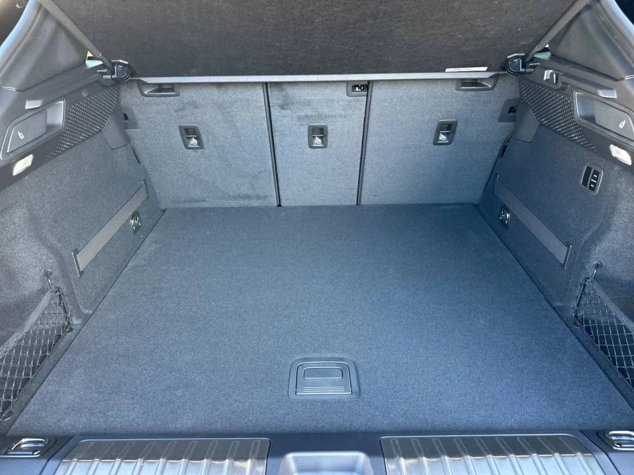 2026 Porsche Macan 4S Electric