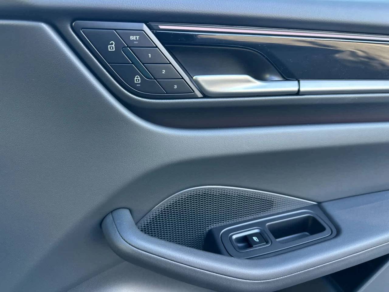 2026 Porsche Macan 4S Electric