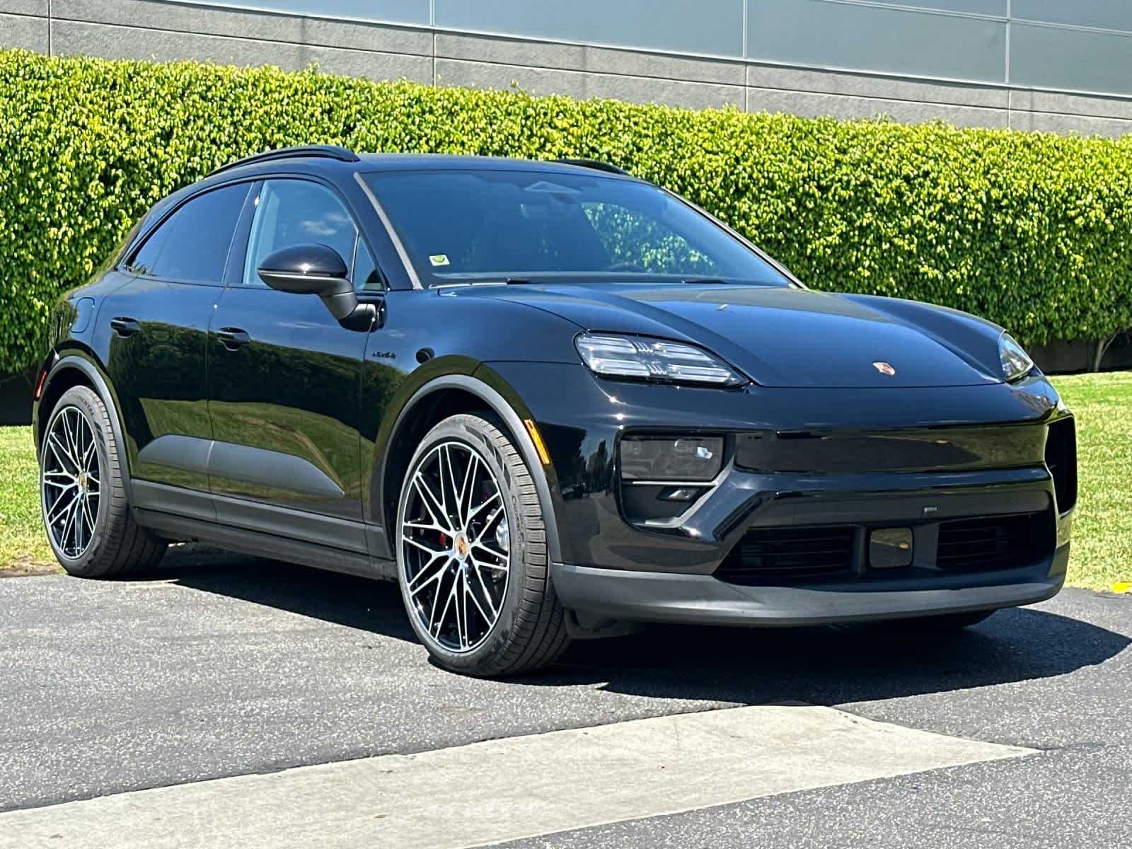 2026 Porsche Macan 4S Electric
