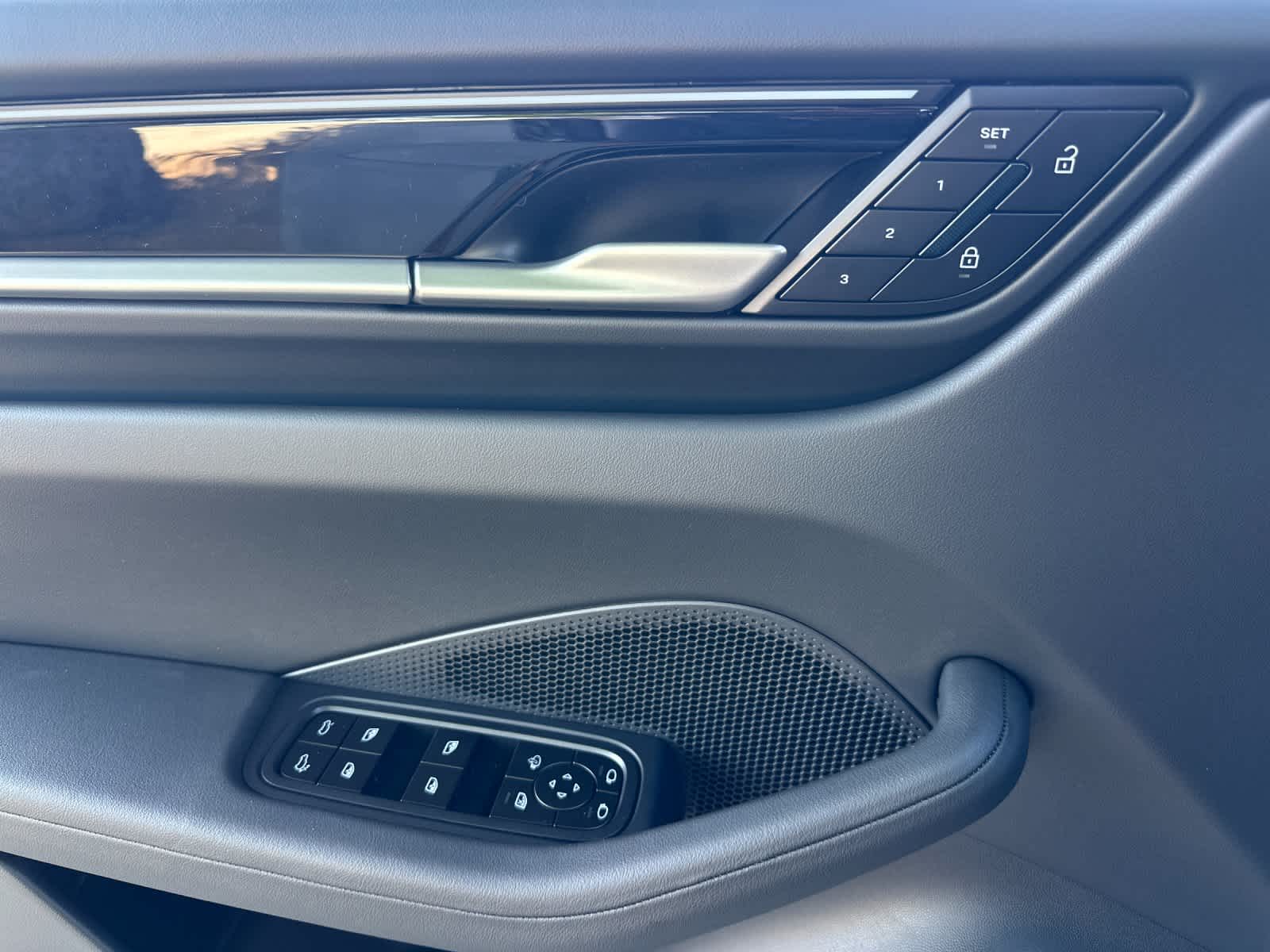 2026 Porsche Macan 4S Electric