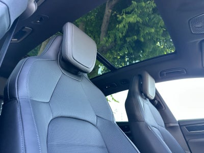 2026 Porsche Macan 4S Electric
