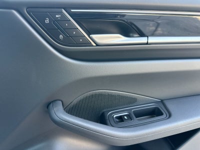 2026 Porsche Macan 4S Electric