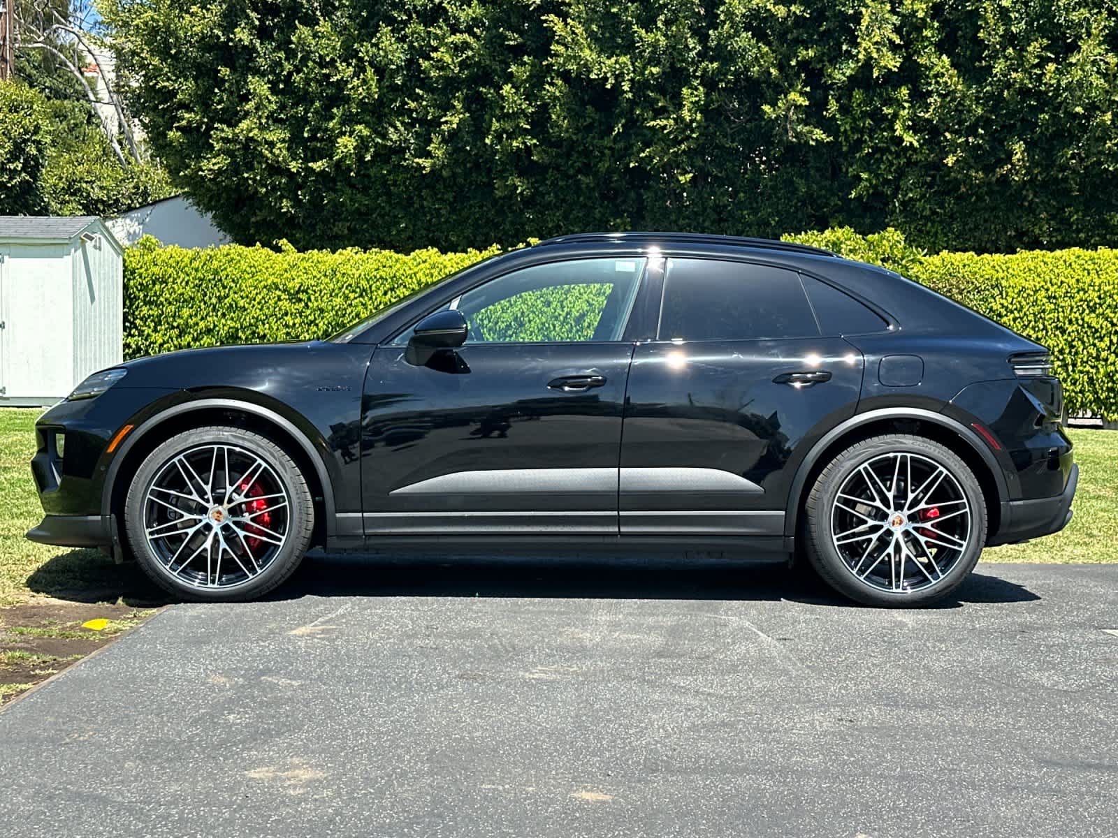 2026 Porsche Macan 4S Electric