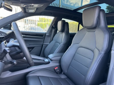 2026 Porsche Macan 4S Electric