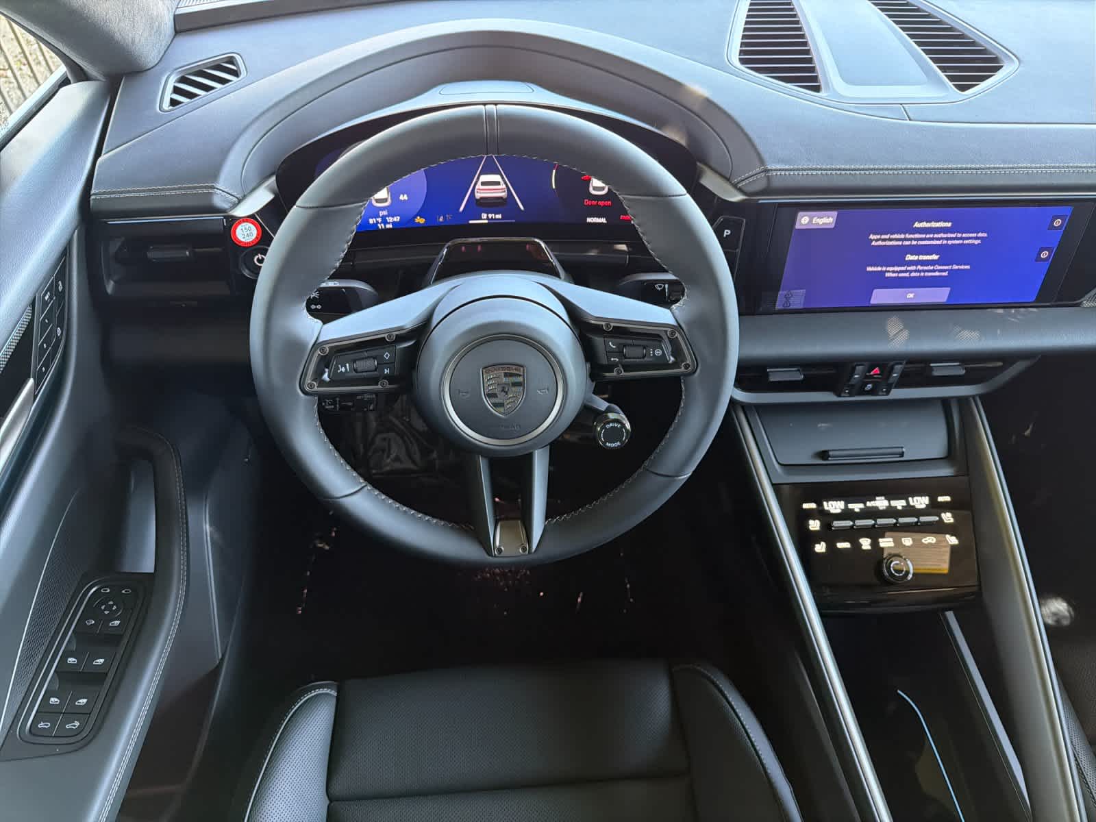 2026 Porsche Macan Macan Turbo Electric