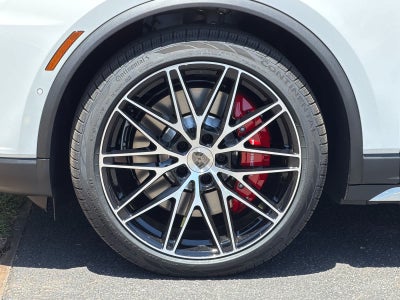 2026 Porsche Macan Macan Turbo Electric