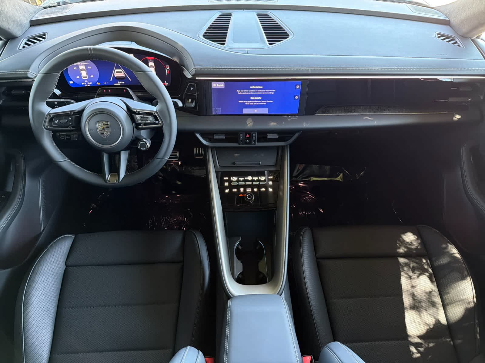 2026 Porsche Macan Macan Turbo Electric