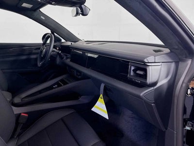 2025 Porsche Macan Electric Turbo