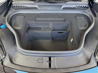 2025 Porsche Macan Electric Turbo