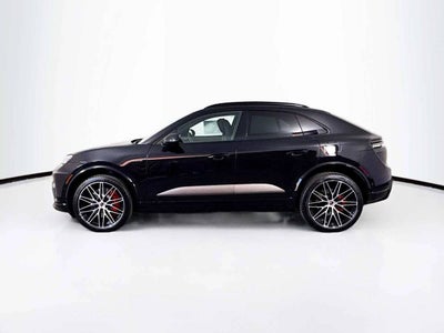 2025 Porsche Macan Electric Turbo