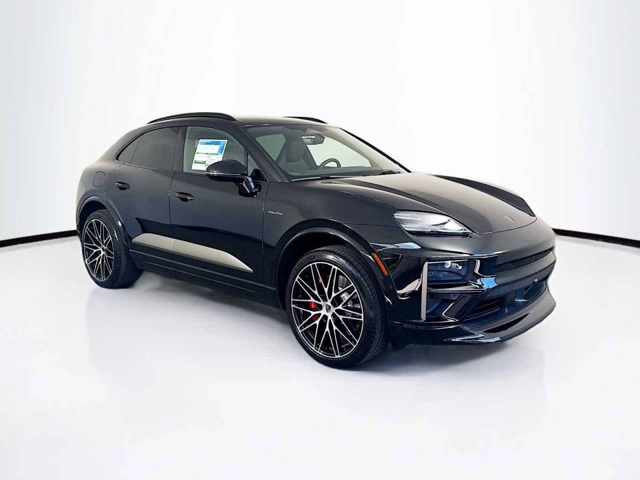 2025 Porsche Macan Electric Turbo