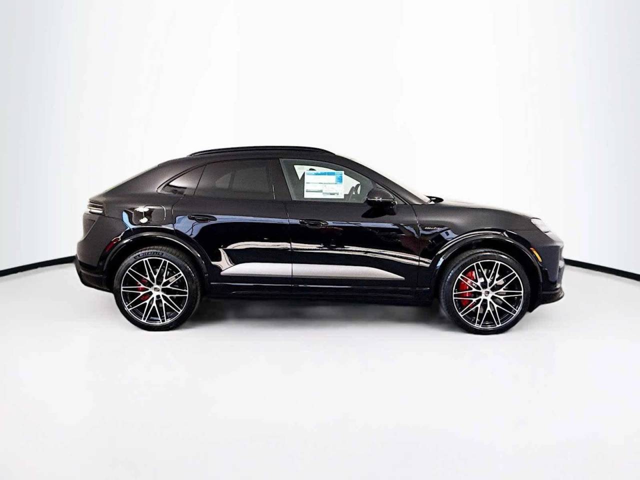 2025 Porsche Macan Electric Turbo