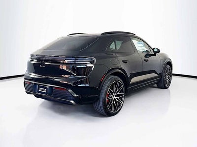 2025 Porsche Macan Electric Turbo