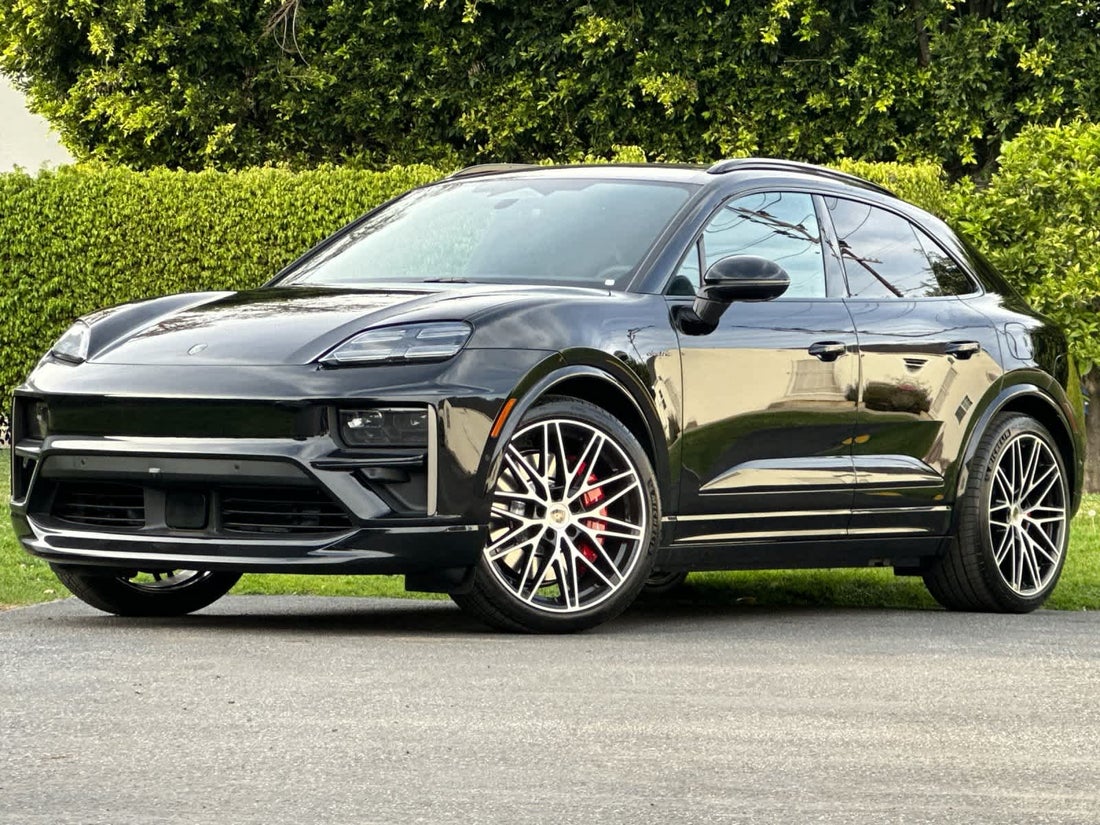 2025 Porsche Macan Turbo Electric