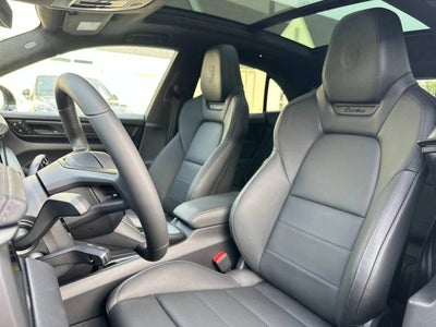 2025 Porsche Macan Electric Turbo