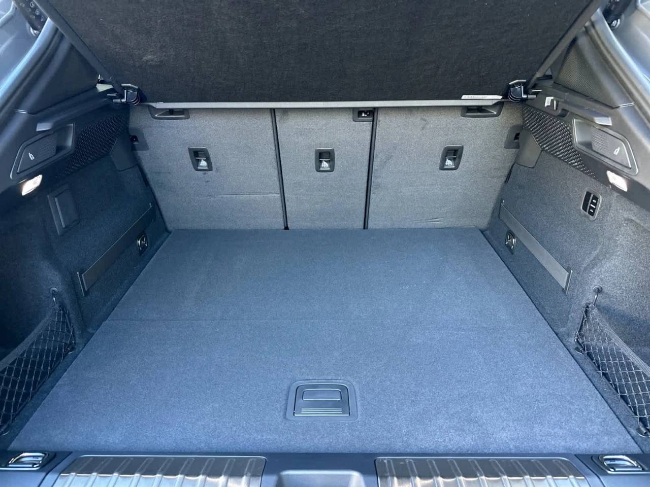 2025 Porsche Macan Electric Turbo