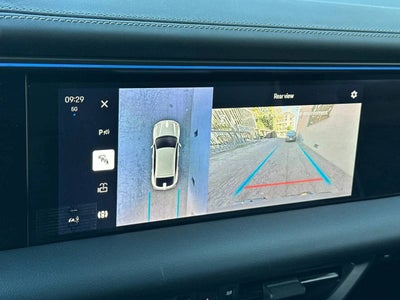 2025 Porsche Macan Electric Turbo