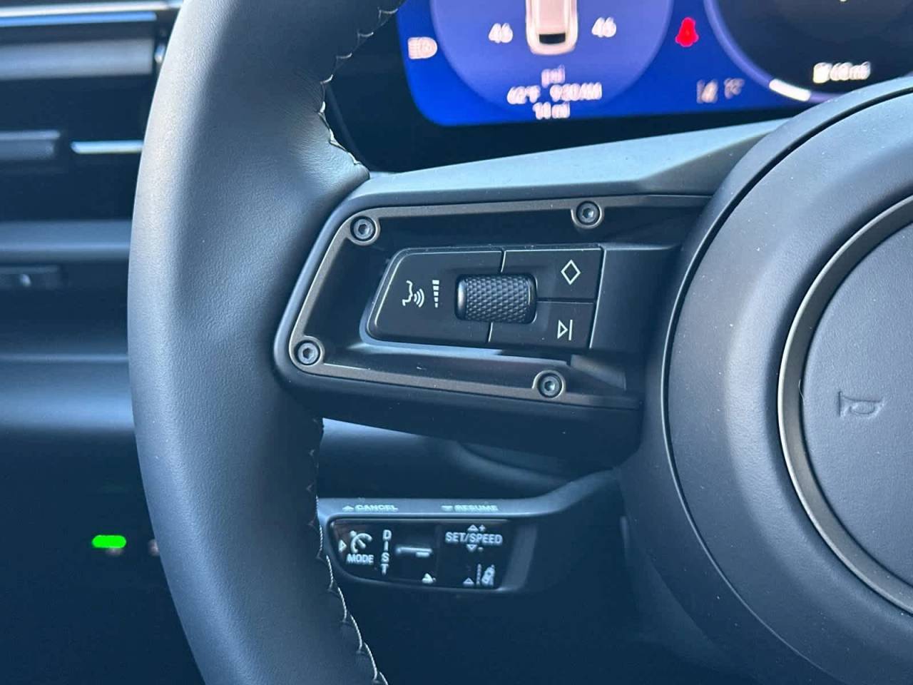 2025 Porsche Macan Electric Turbo