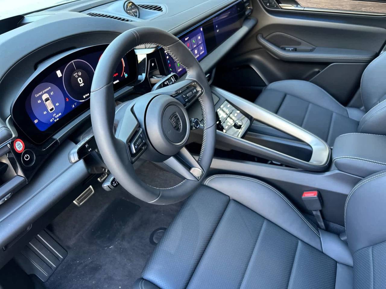 2025 Porsche Macan Electric Turbo