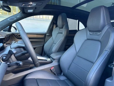 2025 Porsche Macan Electric Turbo